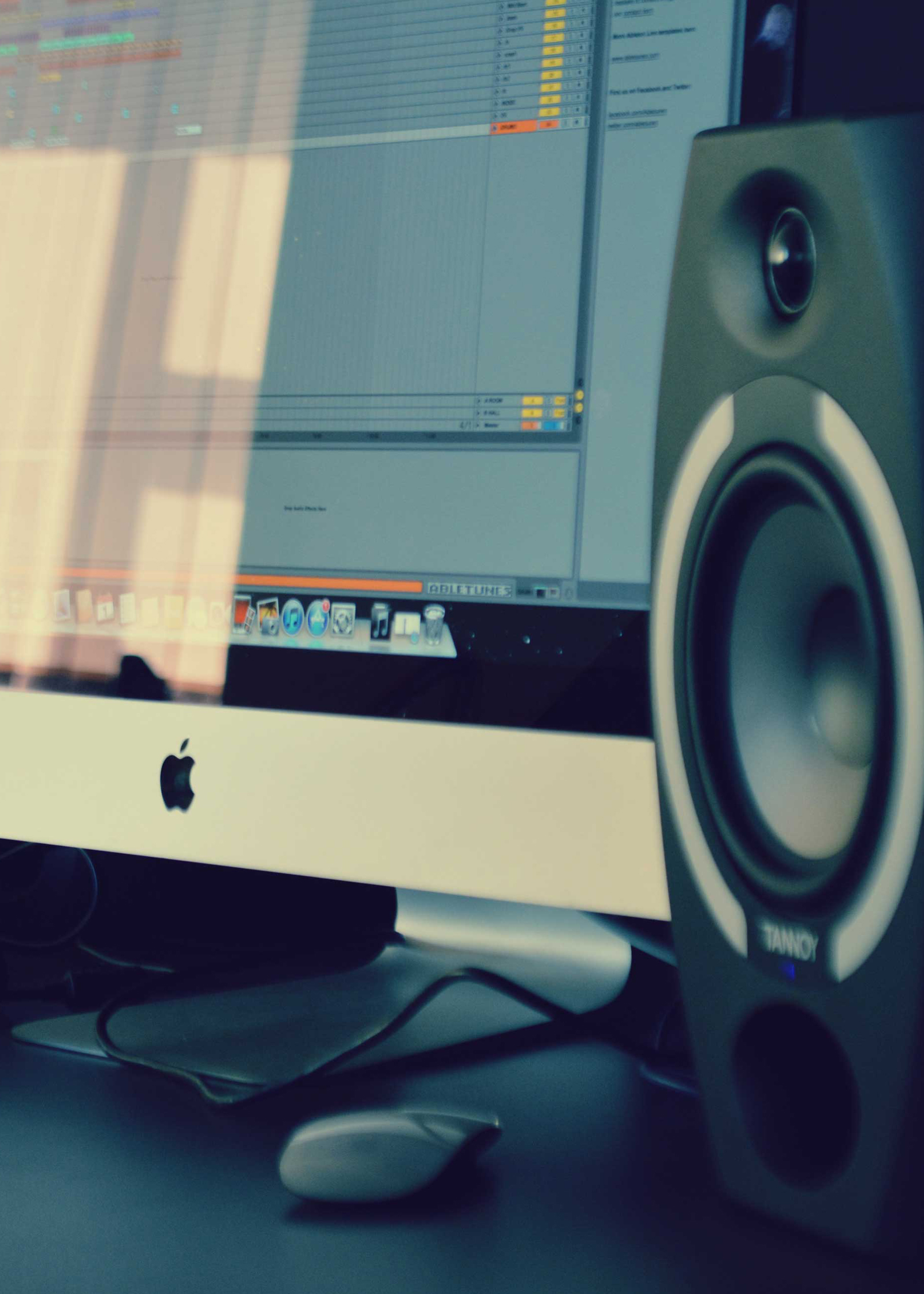 BackgroundApple
